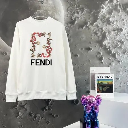 フェンディ パーカー