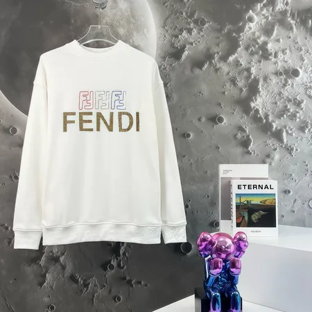 フェンディ パーカー