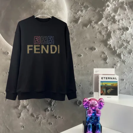 フェンディ パーカー