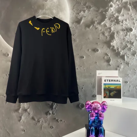 フェンディ パーカー