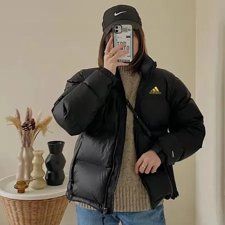 アディダス ダウンジャケット