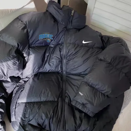 ナイキ ダウンジャケット