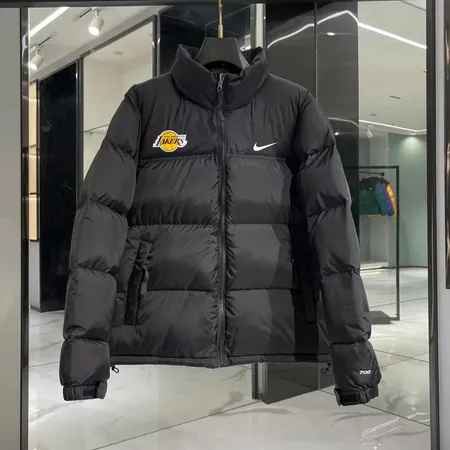 ナイキ ダウンジャケット