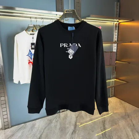 プラダ パーカー