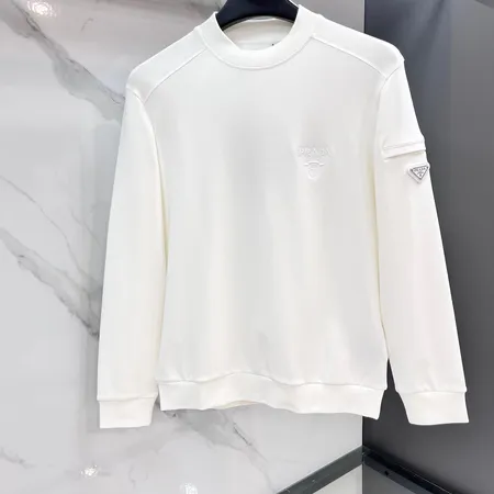 プラダ パーカー