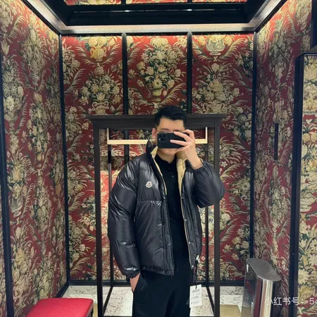 モンクレール ダウンジャケット