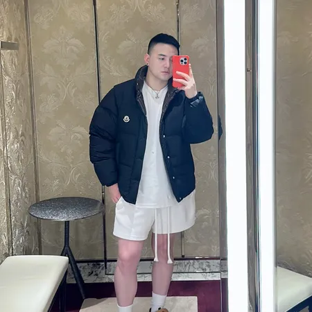 モンクレール ダウンジャケット