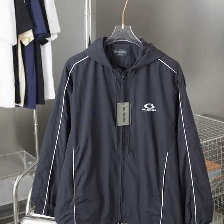 バレンシアガ ジャケット