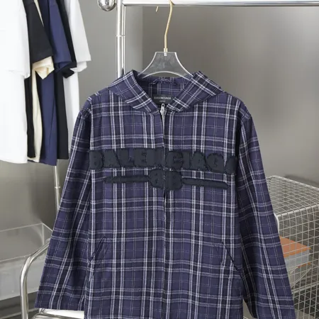 バレンシアガ ジャケット