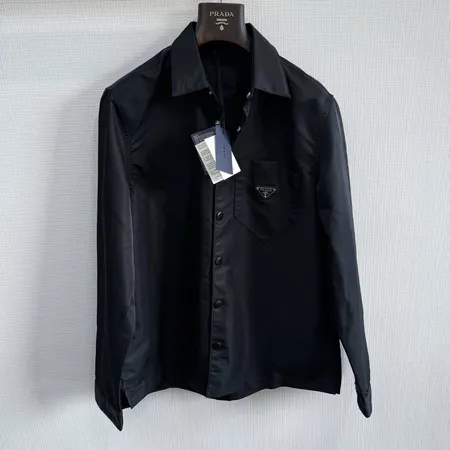 プラダ シャツ
