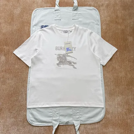 バーバリー ス Tシャツ