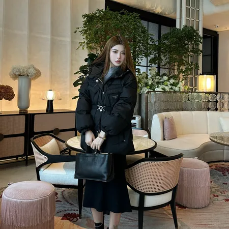 プラダ ダウンジャケット