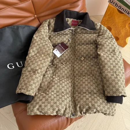 グッチ ダウンジャケット