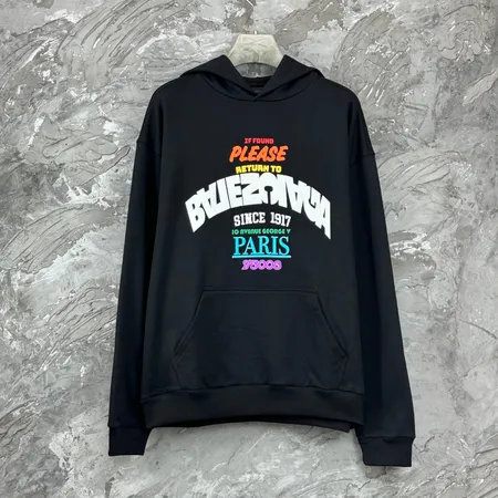 バレンシアガ パーカー