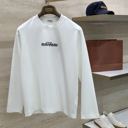 ミュウミュウ Tシャツ