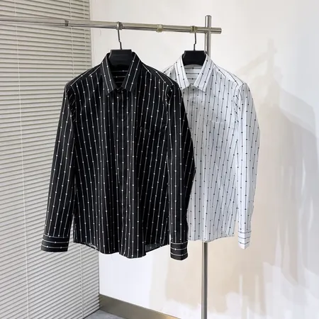 プラダ シャツ
