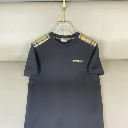 バーバリー ス Tシャツ