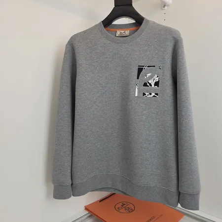 エルメス パーカー