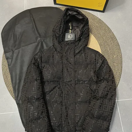 コーチ ダウンジャケット