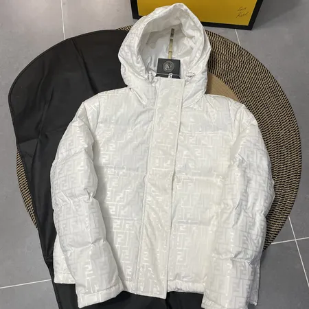 コーチ ダウンジャケット