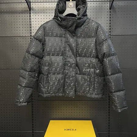 コーチ ダウンジャケット