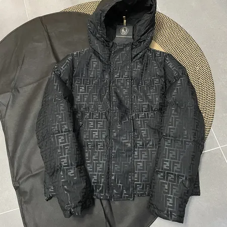 コーチ ダウンジャケット