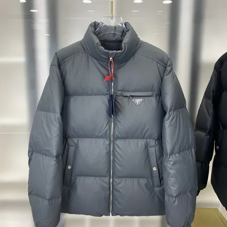 グッチ ダウンジャケット