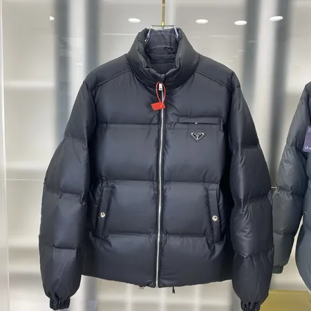 グッチ ダウンジャケット