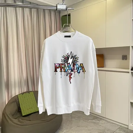 プラダ パーカー