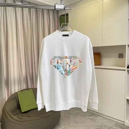 プラダ パーカー