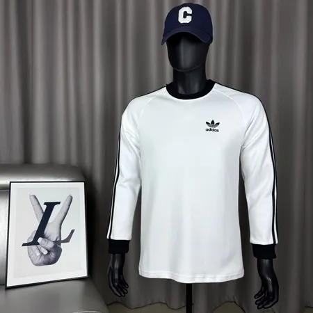 アディダス パーカー