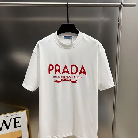 プラダ Tシャツ