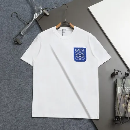 ロエベ Tシャツ