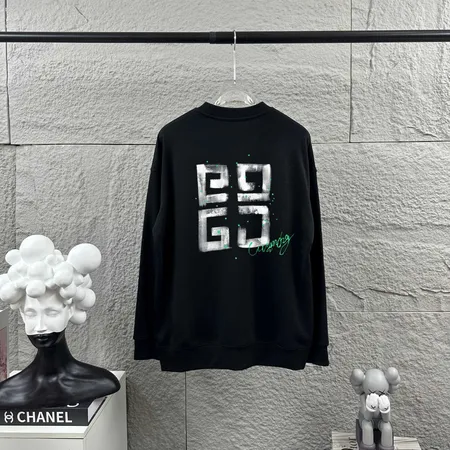 ジバンシィ パーカー