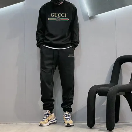 グッチ パーカー