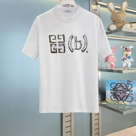 ジバンシィ Tシャツ