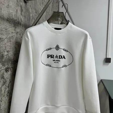 プラダ パーカー