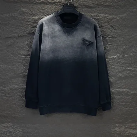 プラダ パーカー