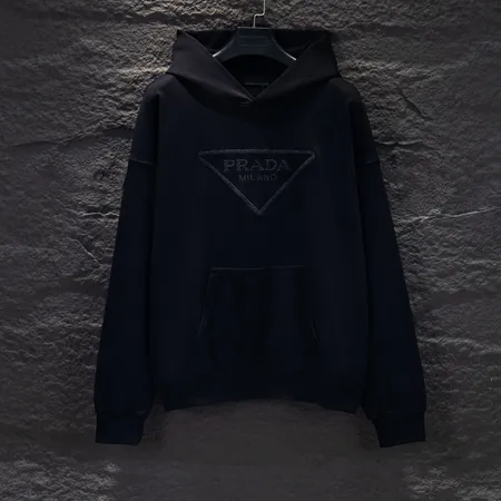 プラダ パーカー