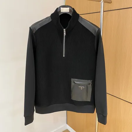 プラダ パーカー