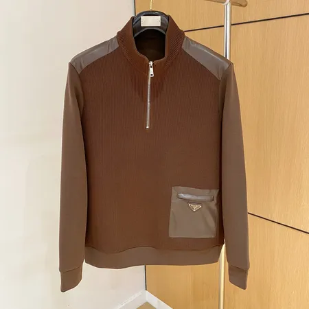 プラダ パーカー