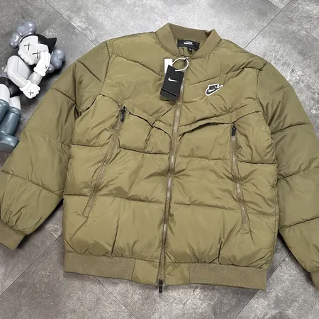 ナイキ ダウンジャケット