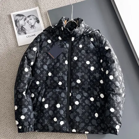 ルイヴィトン ダウンジャケット