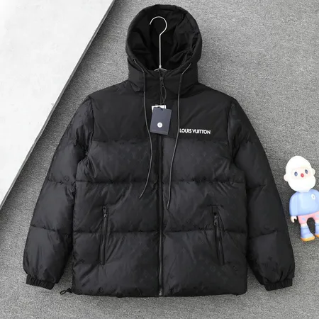 ルイヴィトン ダウンジャケット