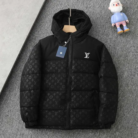 ルイヴィトン ダウンジャケット