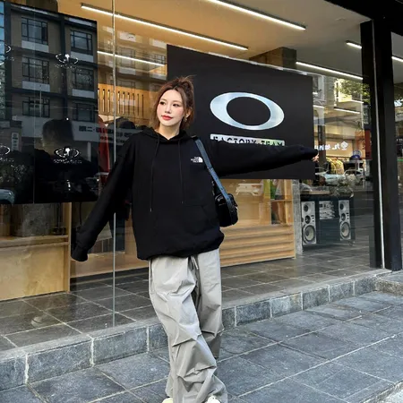 ノースフェイス パーカー