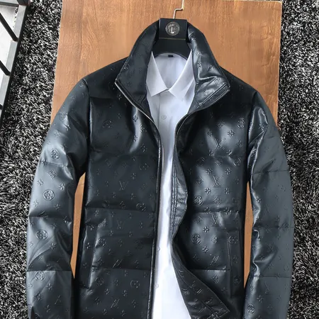 ルイヴィトン ダウンジャケット