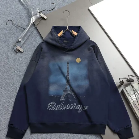 バレンシアガ パーカー