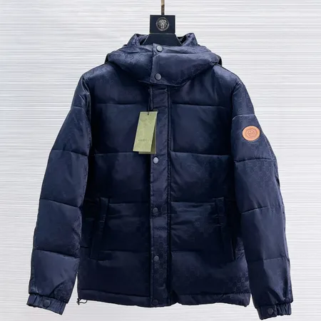 グッチ ダウンジャケット