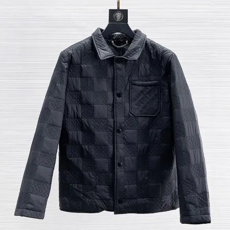 ルイヴィトン ダウンジャケット